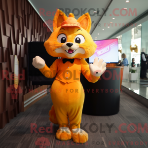 Máscara de gato laranja com...