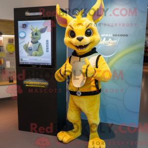 Gul Chupacabra maskot...