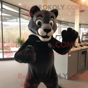 Sort Mountain Lion maskot...
