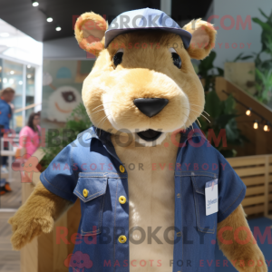 Guld Capybara maskot...