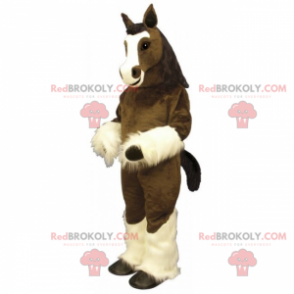 Brązowy koń maskotka i białe nogi - Redbrokoly.com