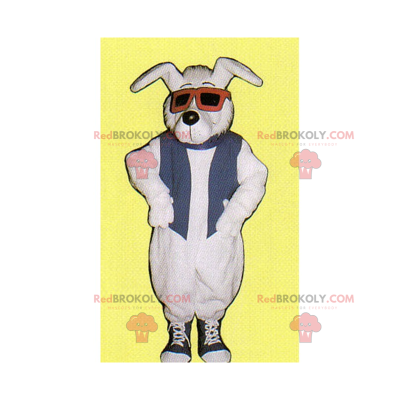 Pies maskotka z trampkami i okularami - Redbrokoly.com