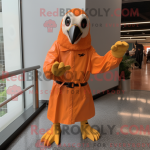 Figura de máscara de falcão...