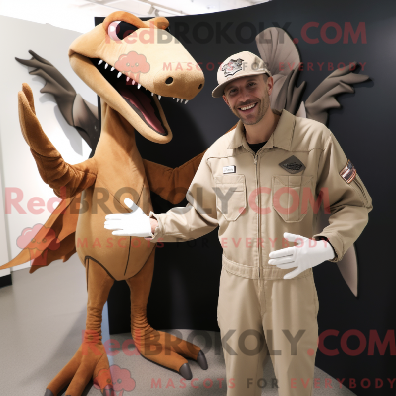 Fantasia de mascote pterodáctilo bege com macacão e broches - Mascotes pterodáctilos - REBROKO_249156 - RedBrokoly.com