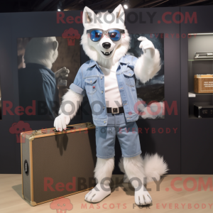 White Say Wolf maskot...