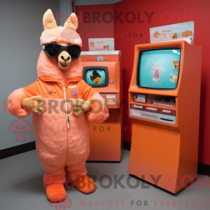 Peach Lama maskot kostume...