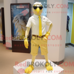 Fantasia de mascote de falcão-limão com bermuda e abotoaduras - Mascotes de limão - REBROKO_252426 - RedBrokoly.com