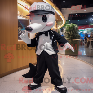 White Killer Whale maskot...