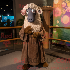 Brun Merino Sau maskot...