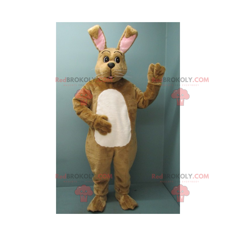 Mascotte de lapin brun avec ventre blanc et oreilles roses -