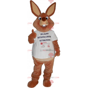 Kanin maskot i t-skjorte - Redbrokoly.com