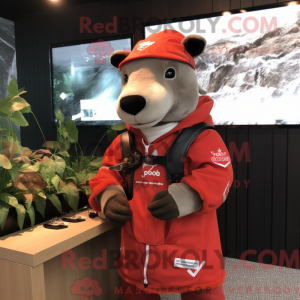 Red Tapir maskot kostume...