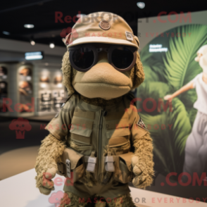Fantasia de mascote Tan Para Commando com roupa de banho e gorros - Mascotes do Para Commando - REBROKO_254992 - RedBrokoly.com