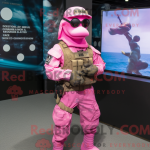 Personaggio mascotte Pink...