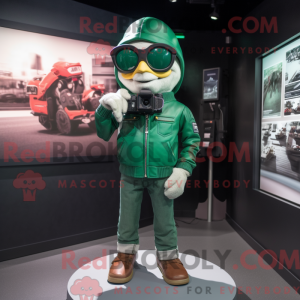 Forest Green Camera maskot...