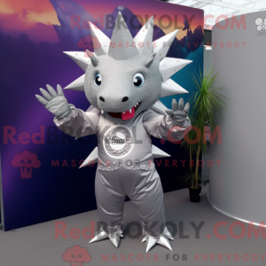 Sølv Stegosaurus...