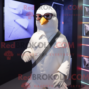 White Pigeon maskot drakt...