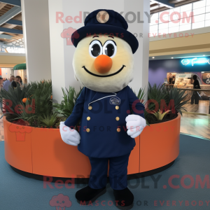 Navy aprikos maskot...