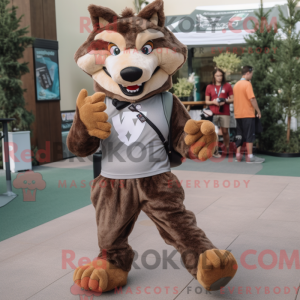 Maskotka Brown Wolf ubrana...