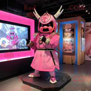 Mascotte de samouraï rose...