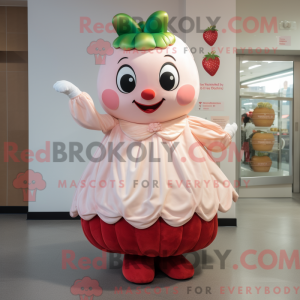 Cream Strawberry maskot...