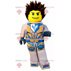 Mascote do personagem Lego em armadura - Redbrokoly.com