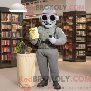 Grauer Soldat Maskottchen...