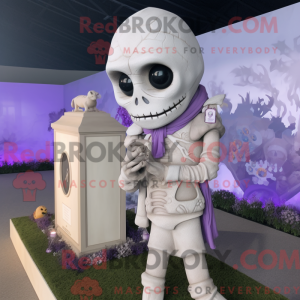 Lavender Graveyard maskot...