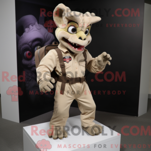 Figura de máscara de...