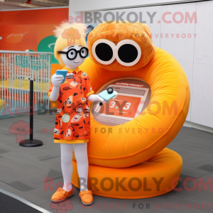 Personaggio mascotte Orange...