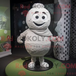 Sølv golfbold maskot...