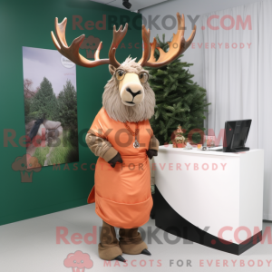 Rust Irish Elk maskot...