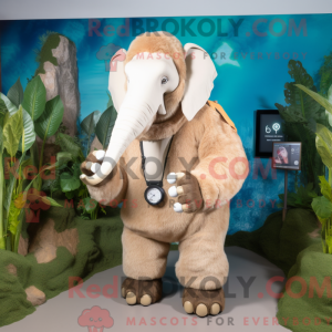 Beige Mammoth maskot...