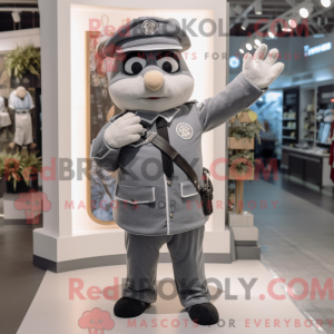 Mascotte de policier gris...