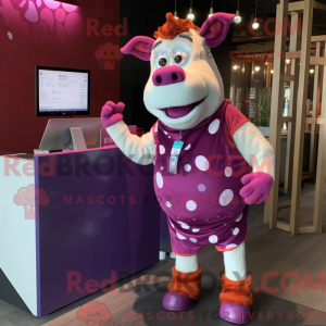 Magenta Cow maskot kostume...