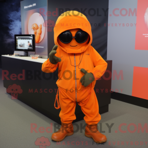 Fantasia de mascote Para Commando laranja com moletom e brincos - Mascotes do Para Commando - REBROKO_263438 - RedBrokoly.com