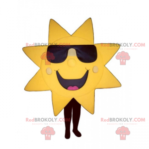 Mascotte del sole con occhiali scuri e un grande sorriso -