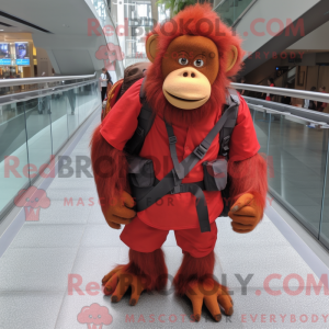 Rød orangutang maskot...