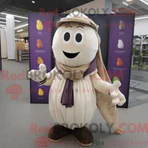 Beige aubergine...