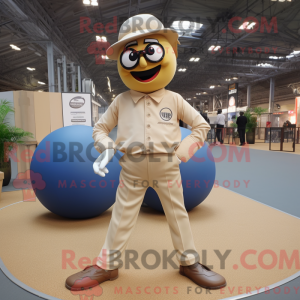 Boneco de máscara de bola...