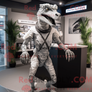 Máscara de Deinonychus...