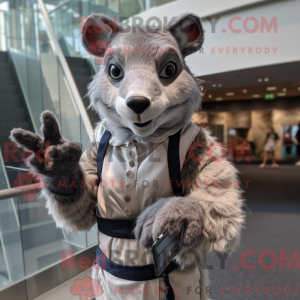 Sølv Thylacosmilus maskot...