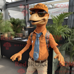 Oranžový maskot maskot...