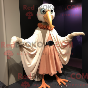 Figura de máscara de abutre...