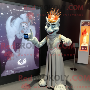 Silver Fire Eater maskot...