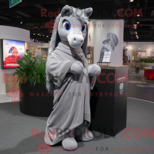 Maskotka Silver Mare...
