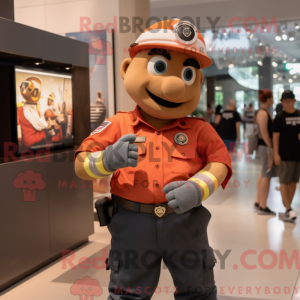 Brun Fire Fighter maskot...