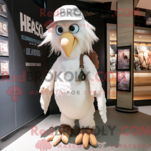 Mascotte de harpie blanche...