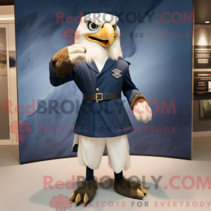 Maskotka Navy Falcon jest...