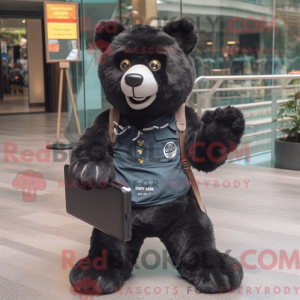 Máscara preta de urso de...